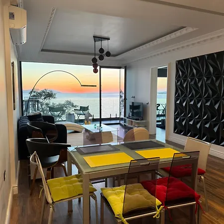 The Velvet Wave Apartment Vlore